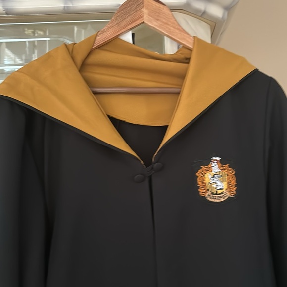 Harry Potter Cape - Picture 3 of 10